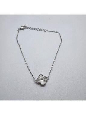 Brand New Sterling Silver 925 One Clover Bracelet